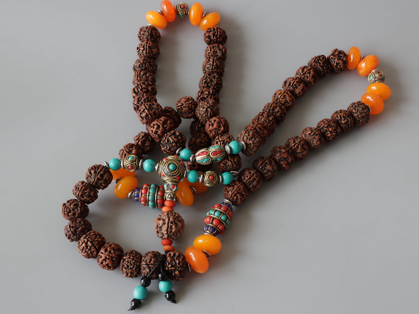 Tibetan Rudraksha With Natural Stones